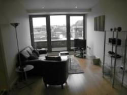 Roomspace Serviced Apartments - Marquis Court, Epsom, Surrey