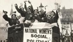 Suffragettes Storm Westminster