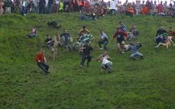 Coopers Hill Cheese Rolling