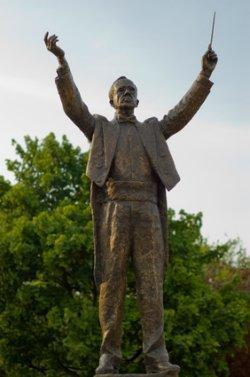 Gustav  Holst