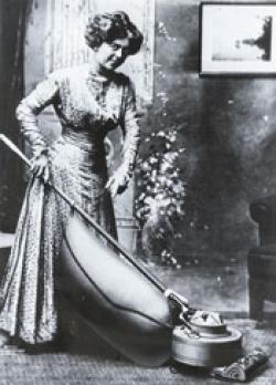 Brit Patents Vacuum Cleaner