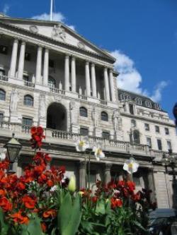 Bank of England Given Independence